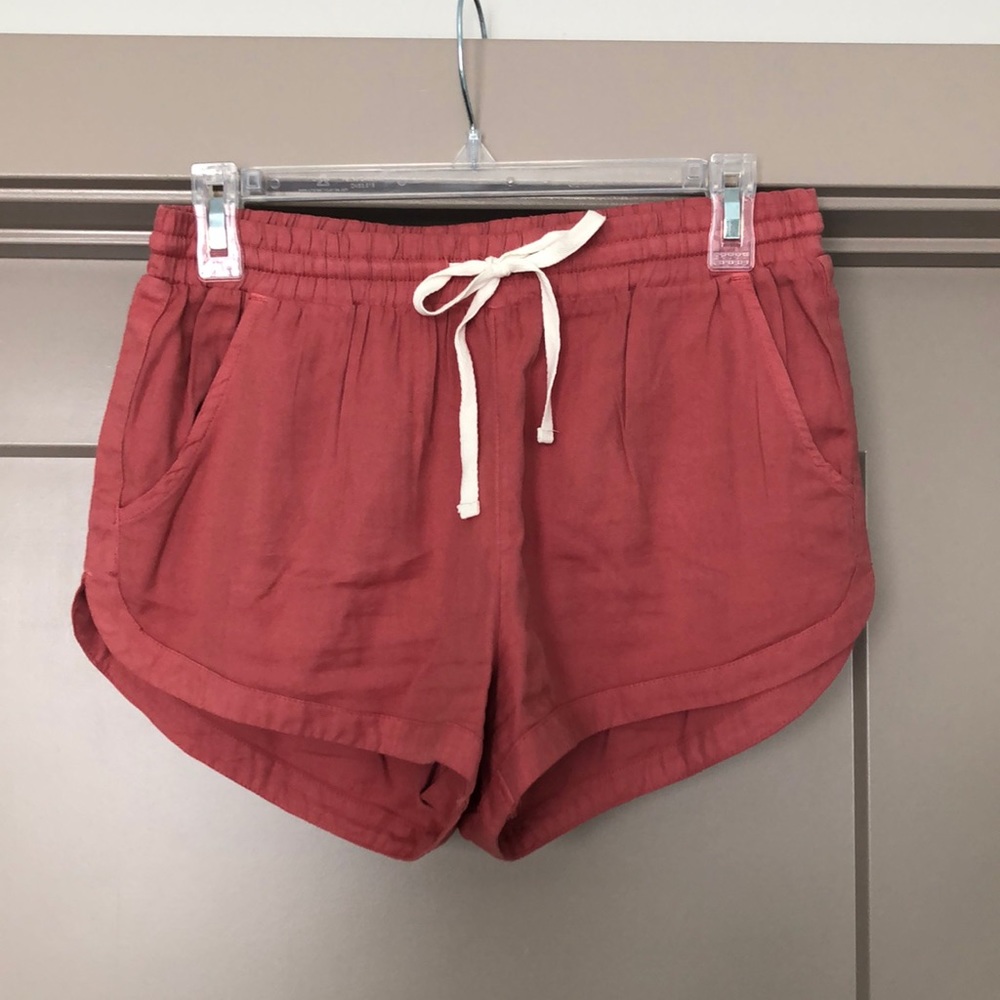 Billabong Cloth Mid Rise Shorts